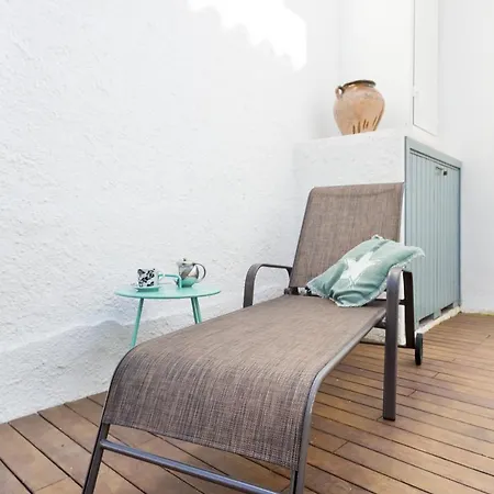Apartment House Petit Paradis