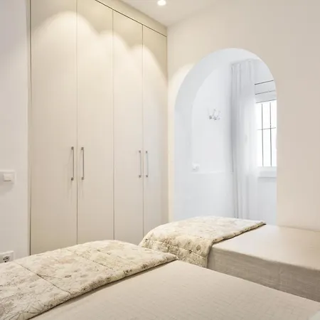 Apartment House Petit Paradis *