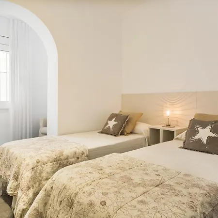 Apartment House Petit Paradis *